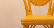 As 50 cadeiras amarelas